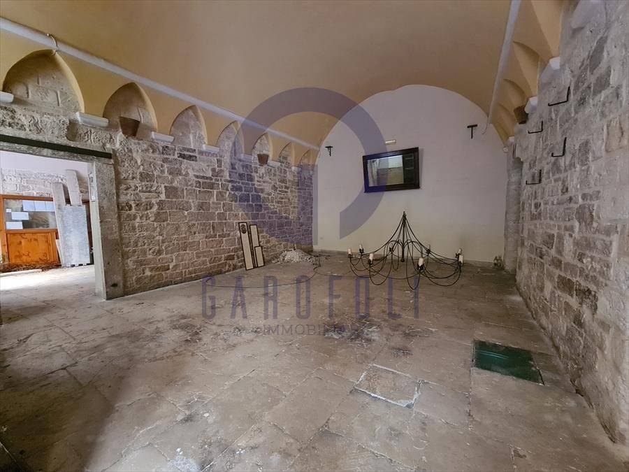 negozio in affitto a Bisceglie