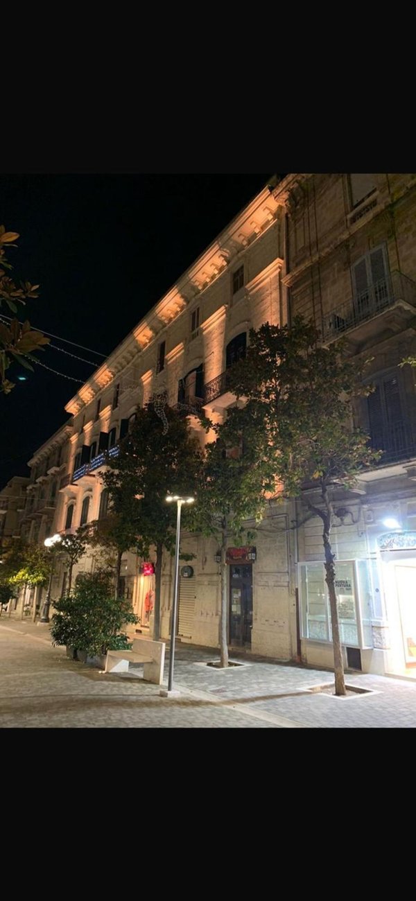 locale commerciale in affitto a Bisceglie