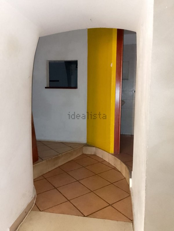 locale commerciale in affitto a Bisceglie