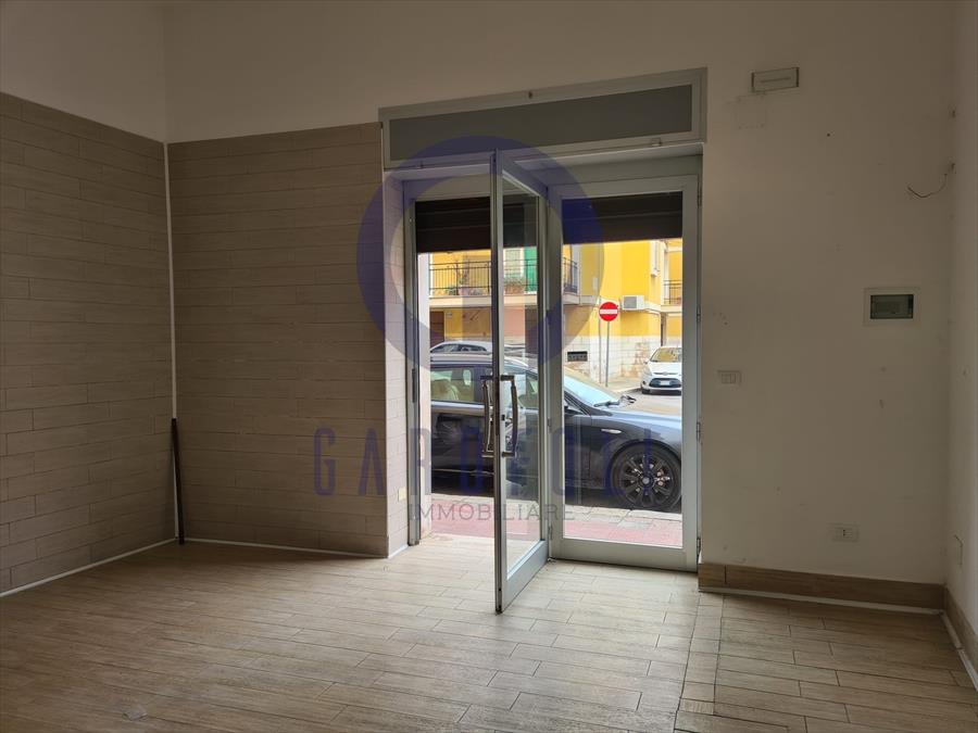 locale commerciale in affitto a Bisceglie