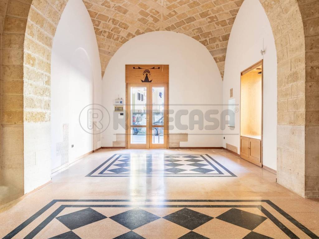 negozio in affitto a Bisceglie