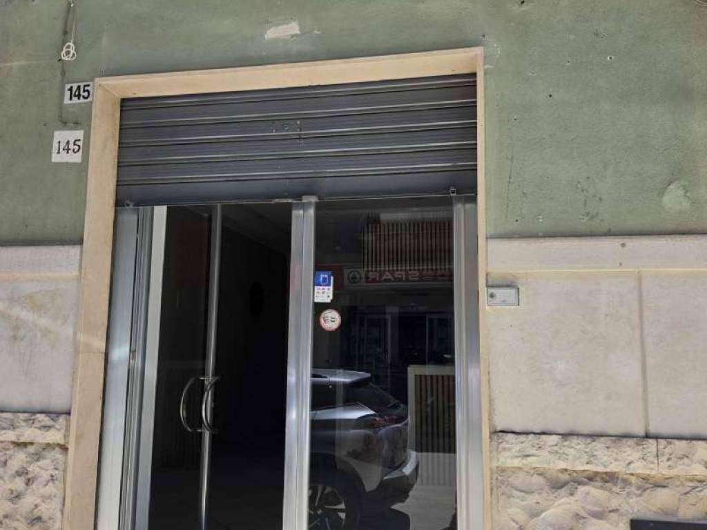 negozio in affitto a Bisceglie