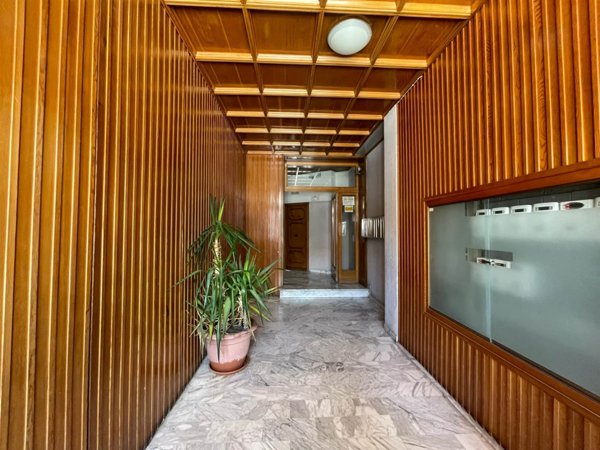 locale commerciale in affitto a Canosa di Puglia