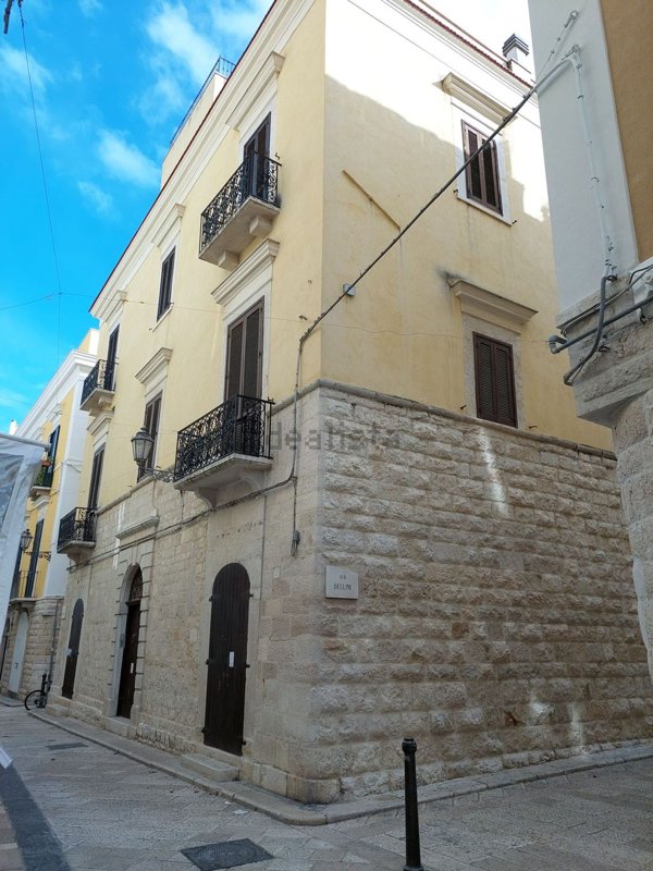 appartamento in affitto a Trani in zona Borgo Medievale