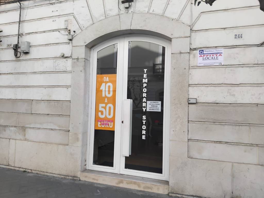 appartamento in affitto a Trani in zona Borgo Ottocentesco