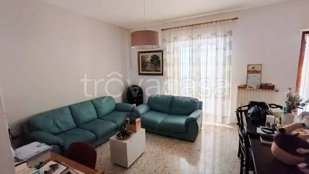 appartamento in affitto a Trani in zona Borgo Ottocentesco