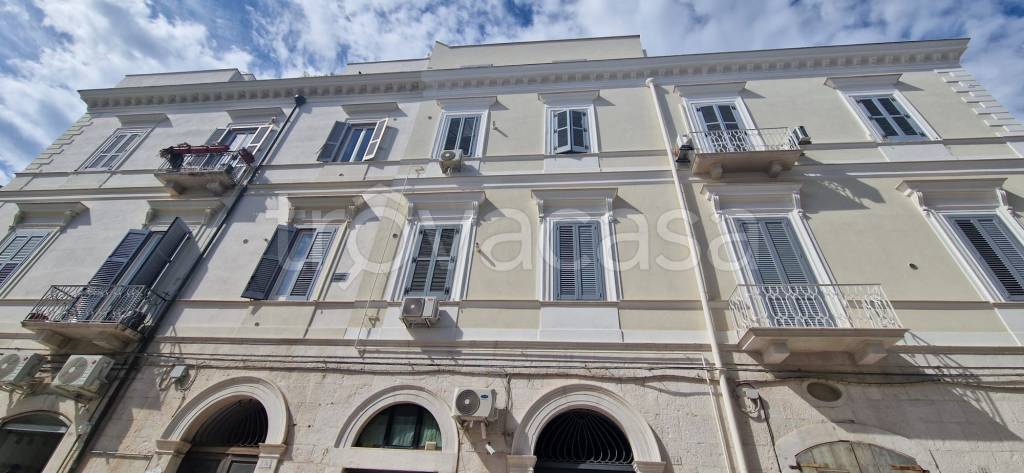 appartamento in affitto a Trani in zona Borgo Ottocentesco
