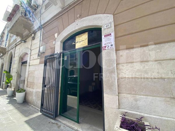 appartamento in affitto a Trani in zona Borgo Ottocentesco
