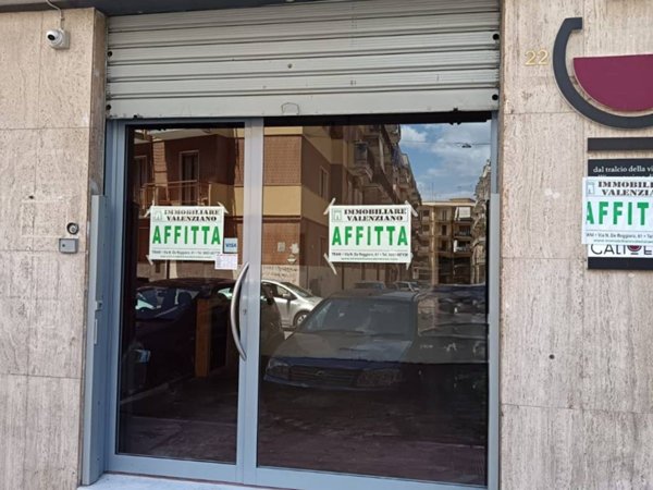 negozio in affitto a Trani in zona Borgo Medievale