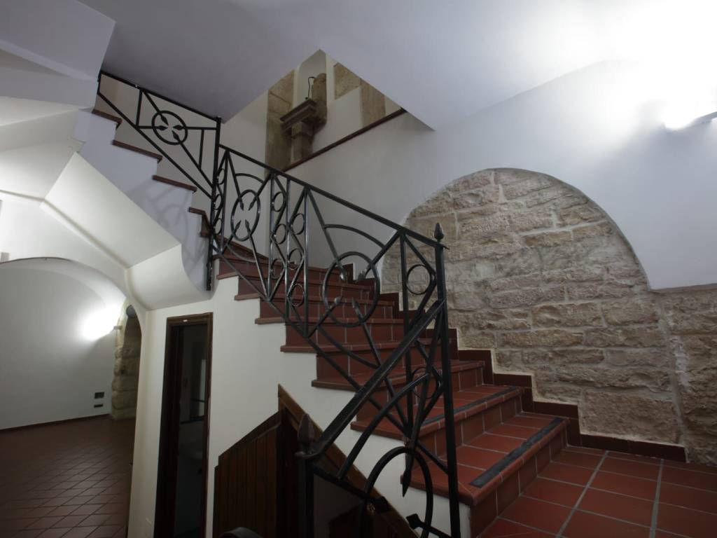 appartamento in affitto a Trani in zona Borgo Ottocentesco