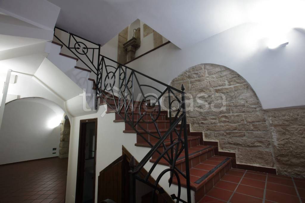 appartamento in affitto a Trani in zona Borgo Ottocentesco