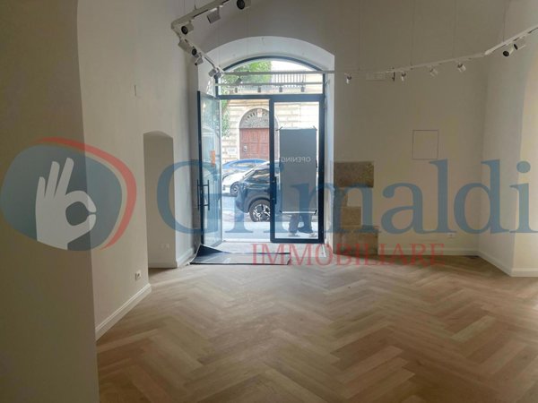 negozio in affitto a Trani