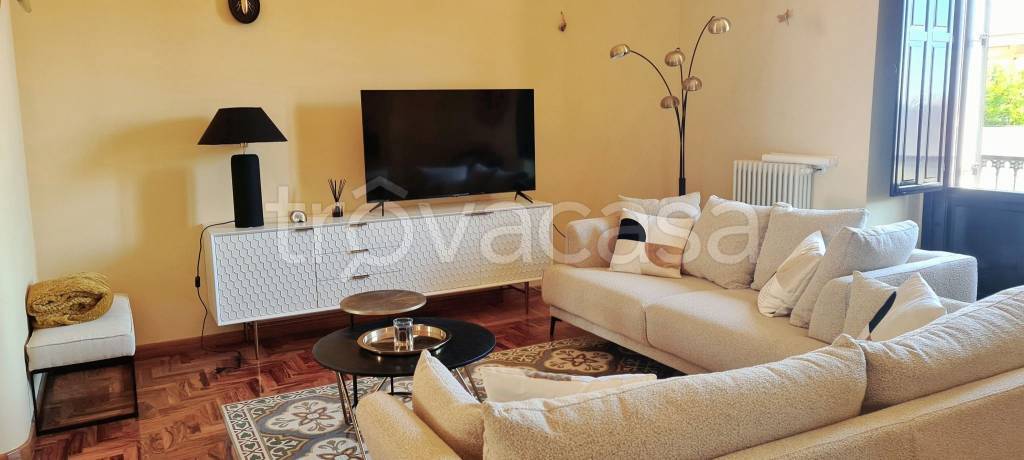 appartamento in affitto a Trani in zona Borgo Medievale