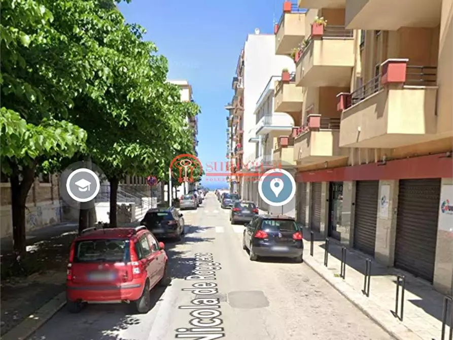 negozio in affitto a Trani in zona Borgo Ottocentesco