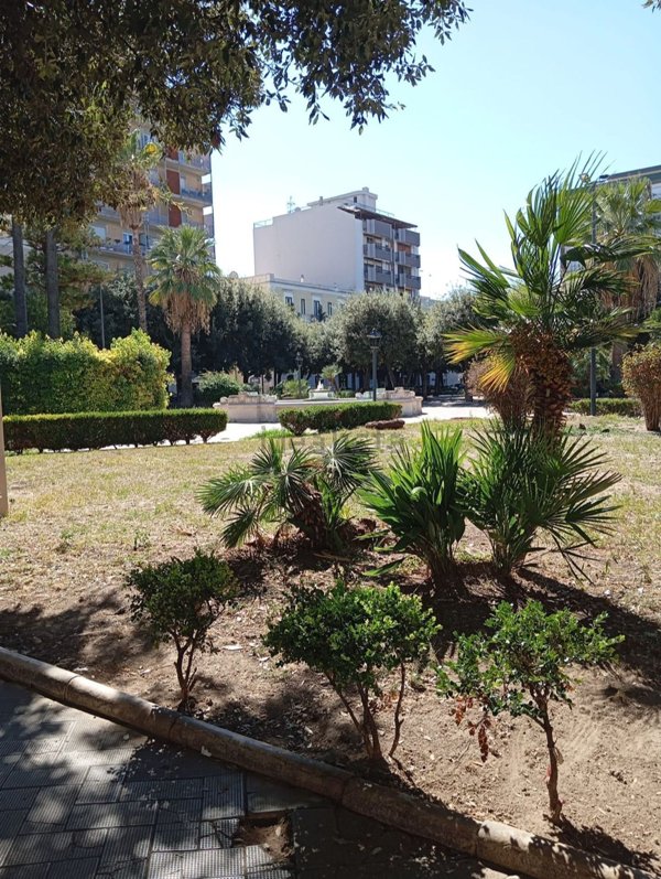 appartamento in affitto a Trani in zona Borgo Ottocentesco