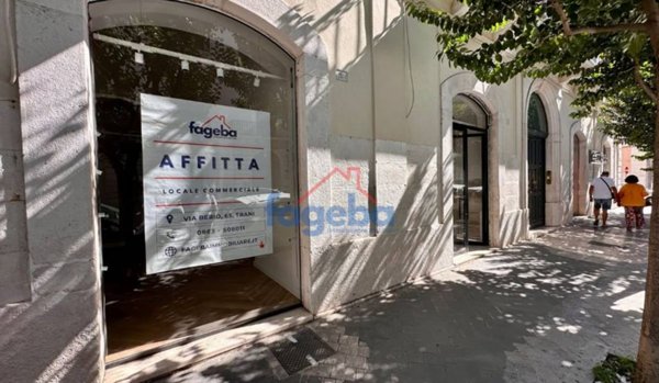negozio in affitto a Trani in zona Borgo Ottocentesco