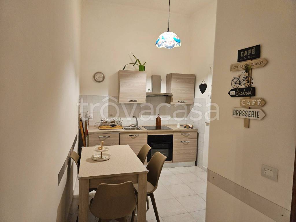 appartamento in affitto a Trani in zona Borgo Medievale