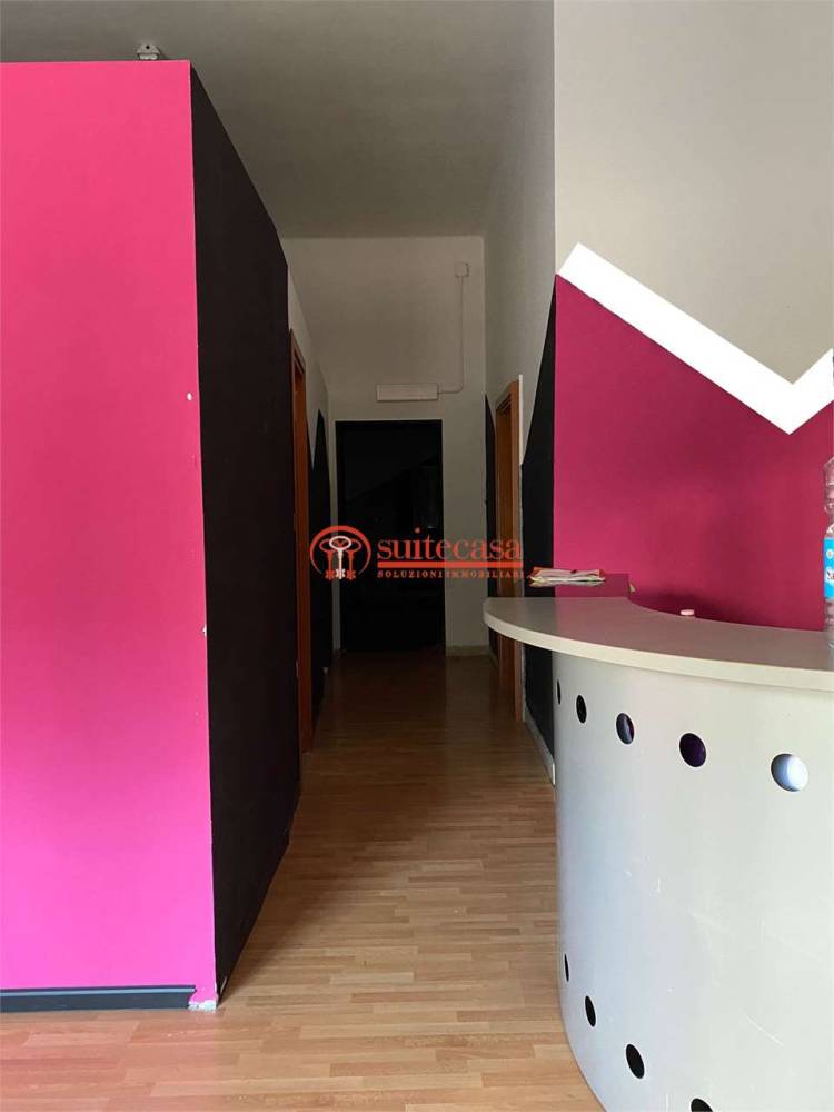 negozio in affitto a Trani