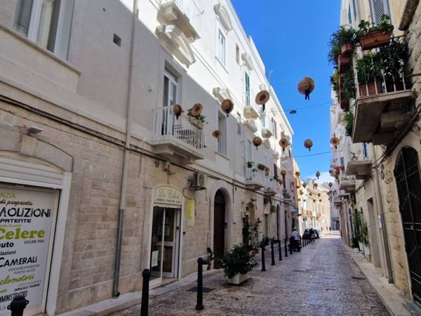 appartamento in affitto a Trani in zona Borgo Medievale