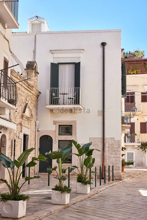 pentavano in affitto a Trani in zona Borgo Medievale