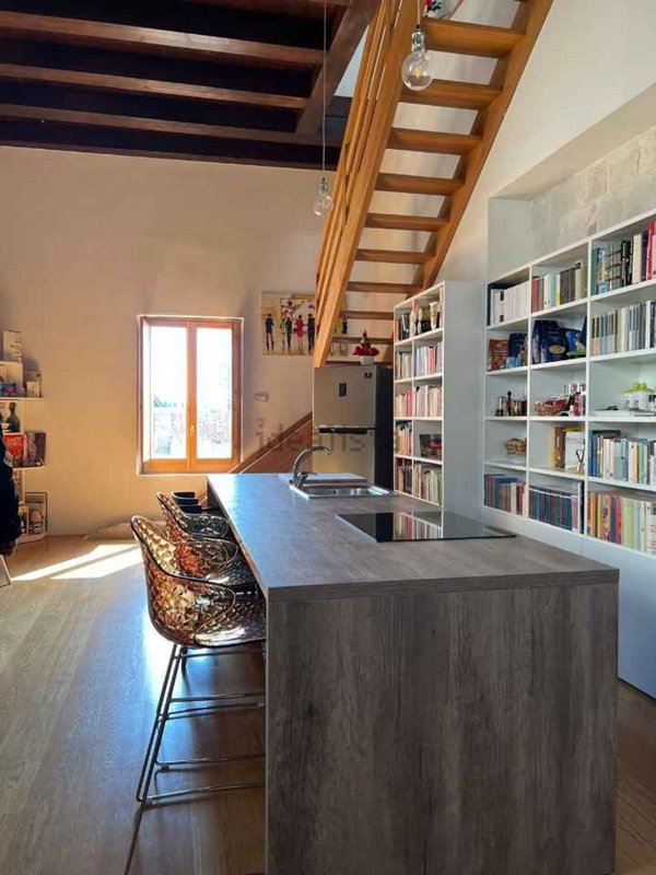 appartamento in affitto a Trani in zona Borgo Medievale