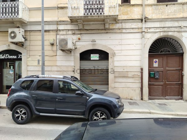 locale commerciale in affitto a Trani in zona Borgo Ottocentesco