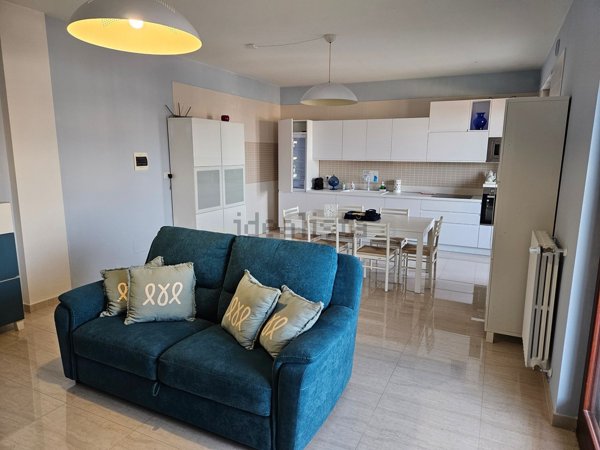 appartamento in affitto a Trani in zona Borgo Ottocentesco