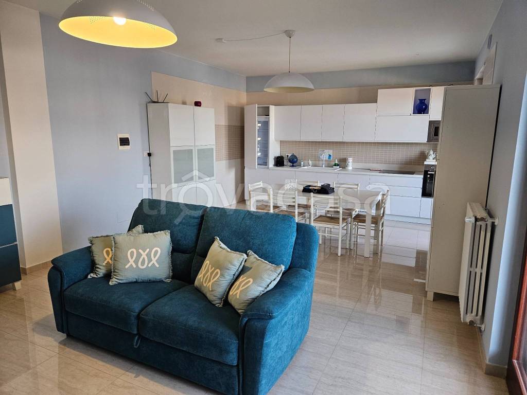 appartamento in affitto a Trani in zona Borgo Ottocentesco