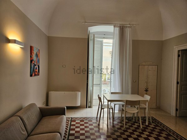 appartamento in affitto a Trani in zona Borgo Ottocentesco