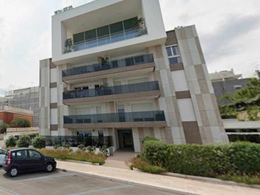 ufficio in affitto a Trani