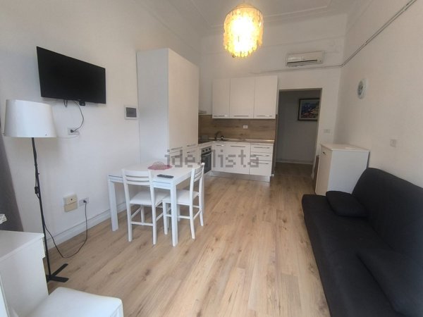 appartamento in affitto a Trani in zona Borgo Ottocentesco