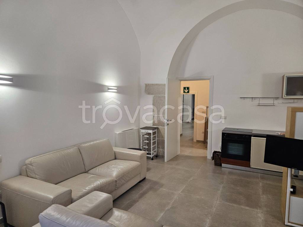 appartamento in affitto a Trani in zona Borgo Ottocentesco