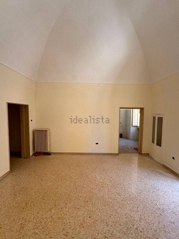 appartamento in affitto a Trani in zona Borgo Ottocentesco