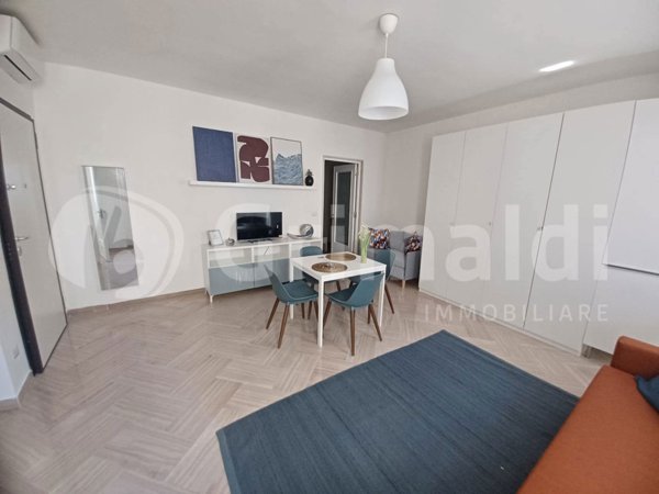 appartamento in affitto a Trani in zona Borgo Ottocentesco