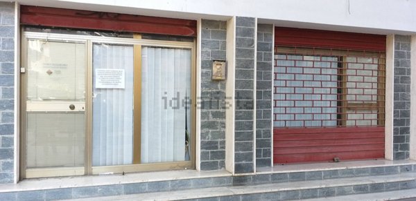 locale commerciale in affitto a Trani in zona Borgo Ottocentesco