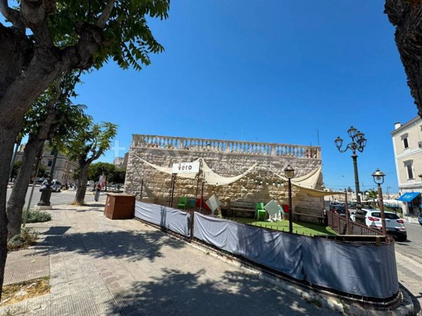 appartamento in affitto a Trani in zona Borgo Ottocentesco