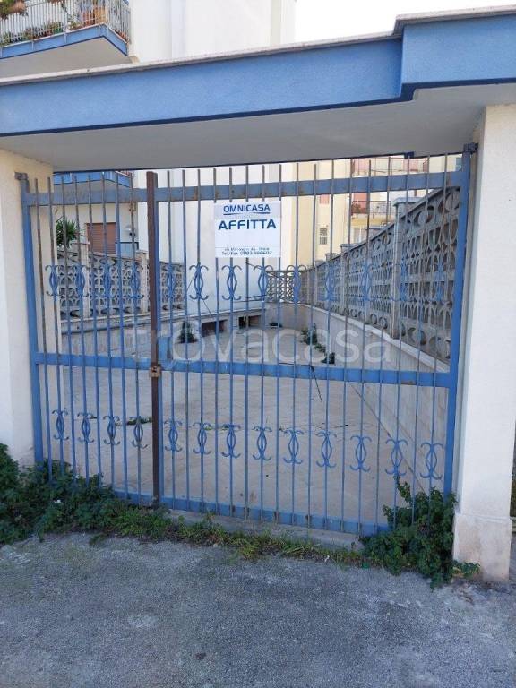 box auto in affitto a Trani in zona Borgo Ottocentesco