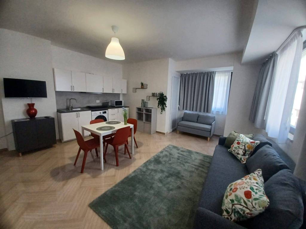 appartamento in affitto a Trani in zona Borgo Ottocentesco
