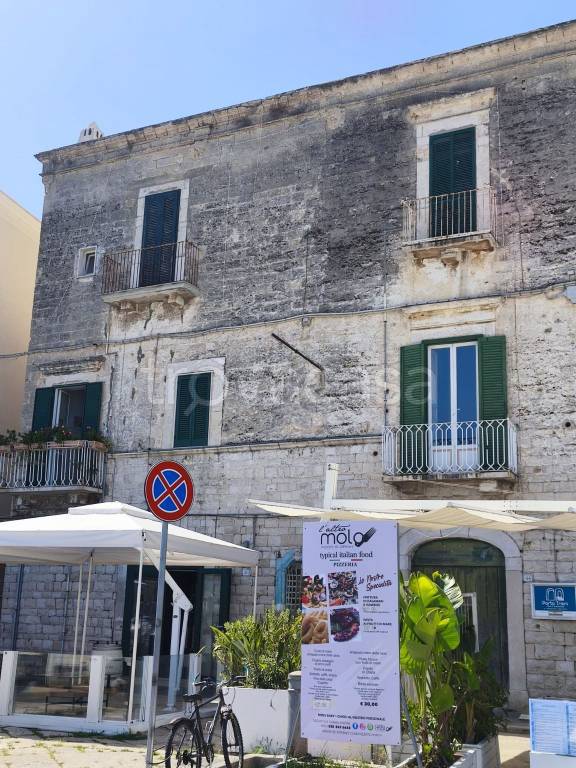 ufficio in affitto a Trani in zona Borgo Medievale