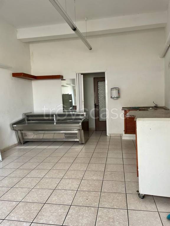 negozio in affitto a Dolianova