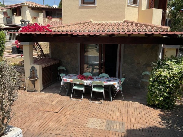 appartamento in affitto a Domus de Maria in zona Eden Rock