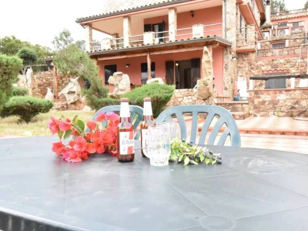 casa indipendente in affitto a Domus de Maria