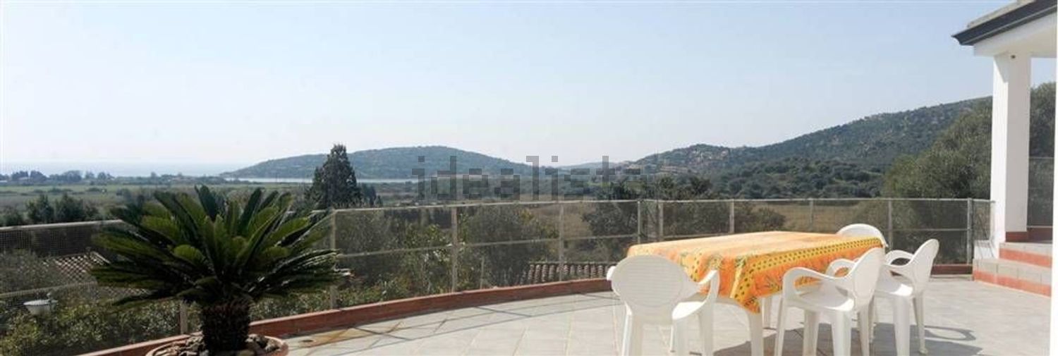 casa indipendente in affitto a Domus de Maria in zona Chia