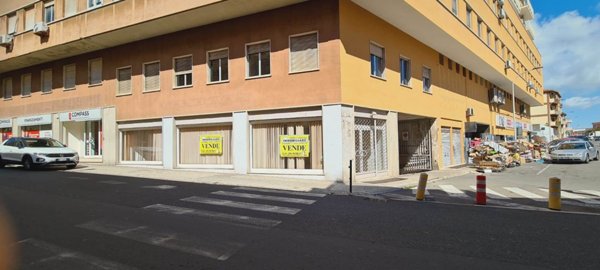 locale commerciale in affitto ad Iglesias