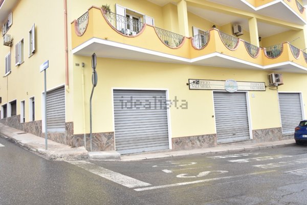 negozio in affitto ad Iglesias