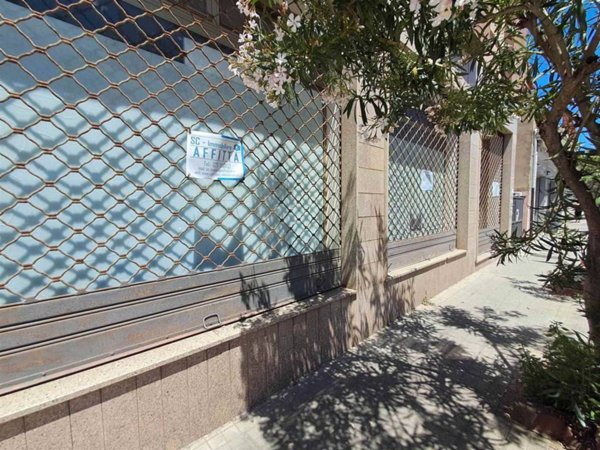 negozio in affitto ad Iglesias in zona Monteponi