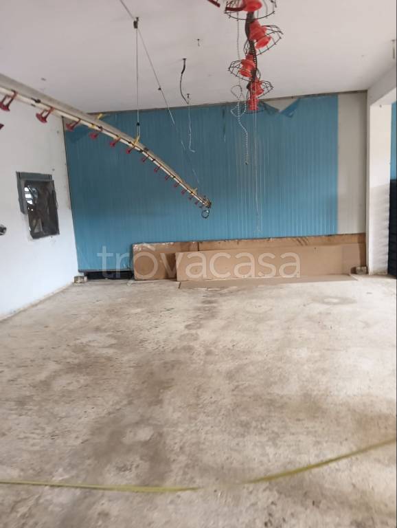 locale commerciale in affitto a San Vito