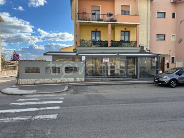 negozio in affitto a Sanluri