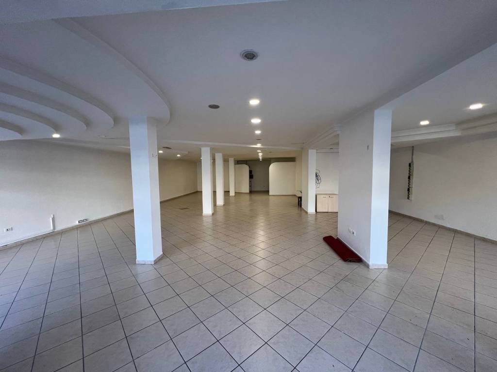 negozio in affitto a Sanluri