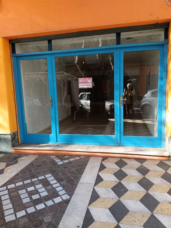 negozio in affitto a Sant'Antioco